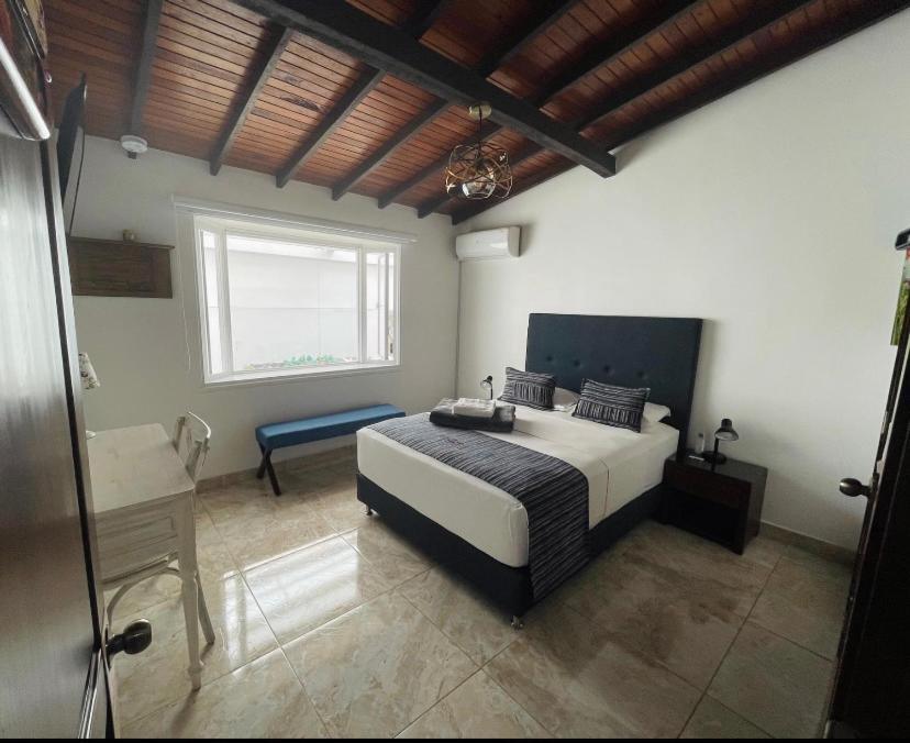 Hotel Casa Sonata Medellin Exterior photo